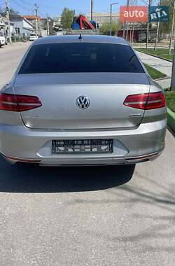 Седан Volkswagen Passat 2017 в 