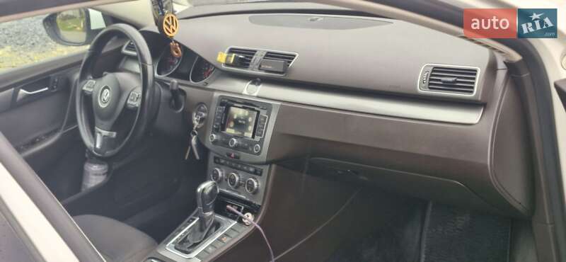Седан Volkswagen Passat 2012 в Львове фото 12 Седан Volkswagen Passat 2012 в Львове
