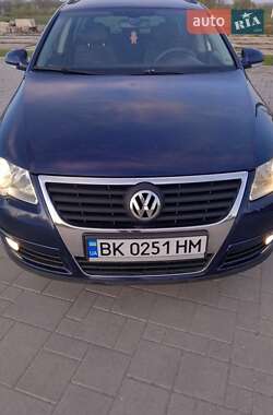 Універсал Volkswagen Passat 2006 в 