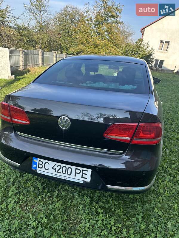Седан Volkswagen Passat 2011 в Трускавце