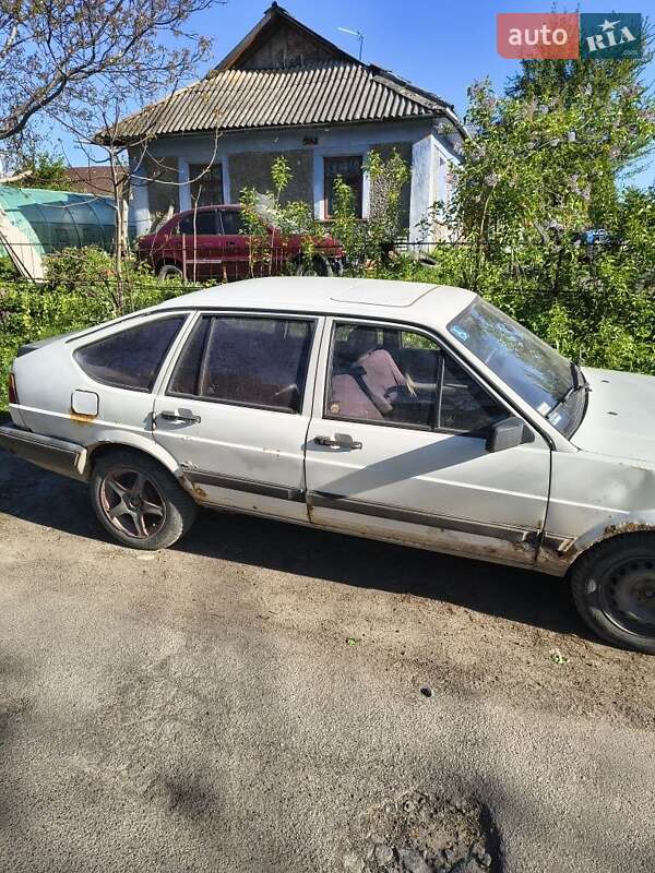 Volkswagen Passat 1987