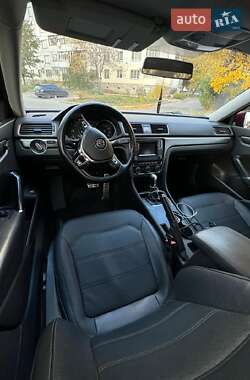 Седан Volkswagen Passat 2016 в 