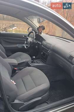 Универсал Volkswagen Passat 2003 в 