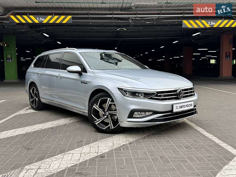 Универсал Volkswagen Passat 2022 в 