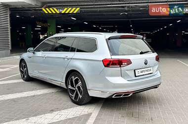 Универсал Volkswagen Passat 2022 в 