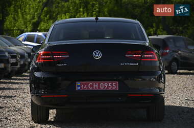 Седан Volkswagen Passat 2017 в 