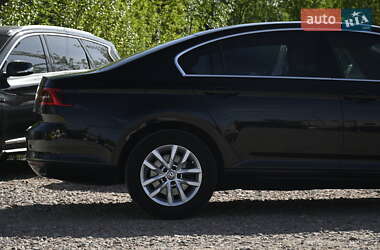 Седан Volkswagen Passat 2017 в 