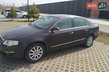 Седан Volkswagen Passat 2006 в Хмельницькому