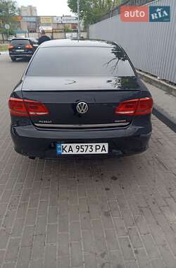 Седан Volkswagen Passat 2012 в 