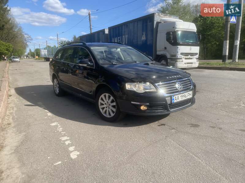 Універсал Volkswagen Passat 2008 в 