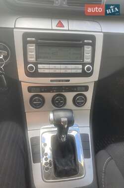 Універсал Volkswagen Passat 2008 в 