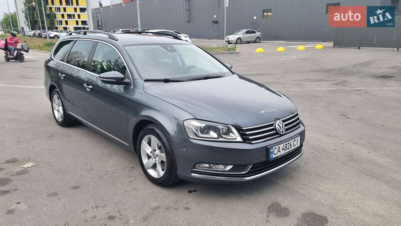 Volkswagen Passat 2011