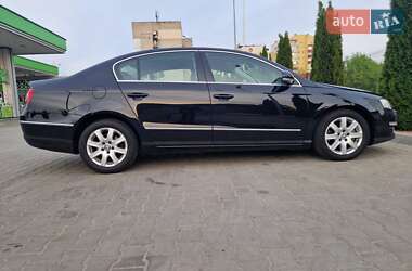 Седан Volkswagen Passat 2009 в 