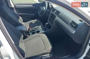 Седан Volkswagen Passat 2016 в 