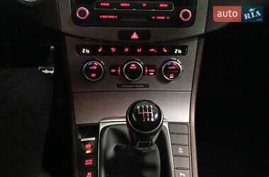 Универсал Volkswagen Passat 2012 в 