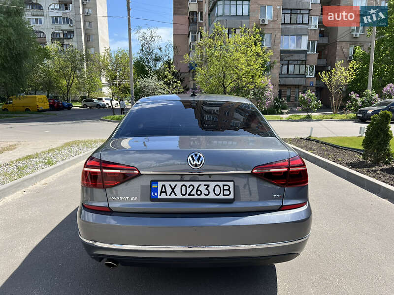 Седан Volkswagen Passat 2018 в Харькове