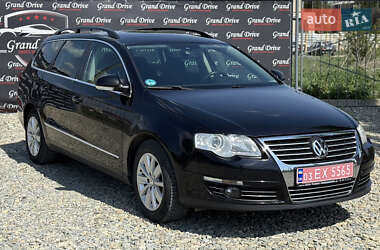 Универсал Volkswagen Passat 2010 в 