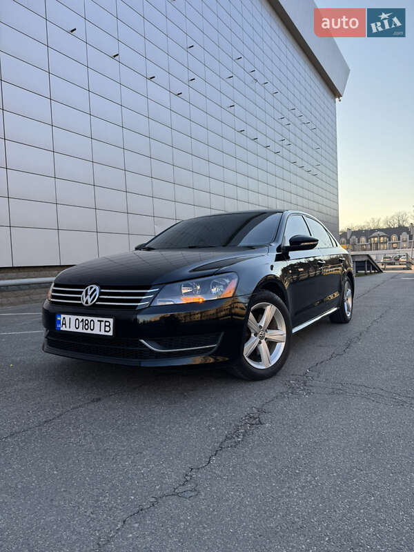 Седан Volkswagen Passat 2011 в 