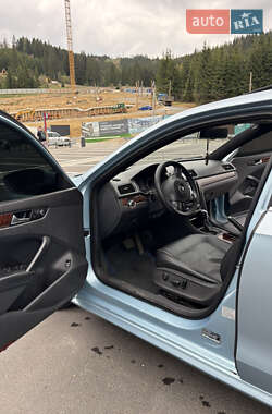 Седан Volkswagen Passat 2012 в 