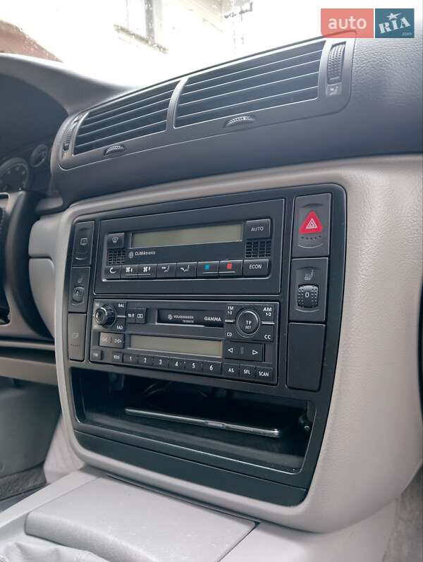 Седан Volkswagen Passat 2001 в Конотопі