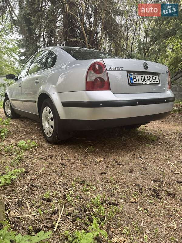 Седан Volkswagen Passat 2001 в Конотопі
