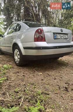 Седан Volkswagen Passat 2001 в 