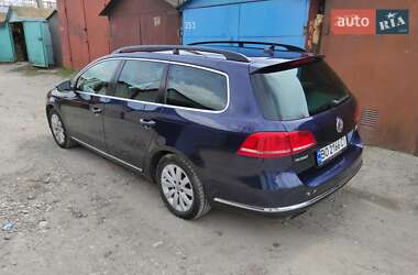 Універсал Volkswagen Passat 2011 в 