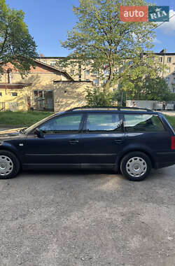 Універсал Volkswagen Passat 1998 в 