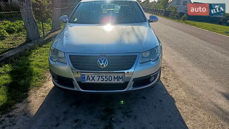 Седан Volkswagen Passat 2006 в Буске