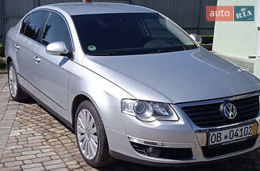 Седан Volkswagen Passat 2006 в Городку