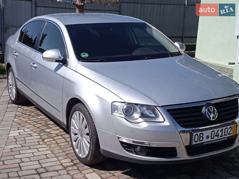 Седан Volkswagen Passat 2006 в Городке