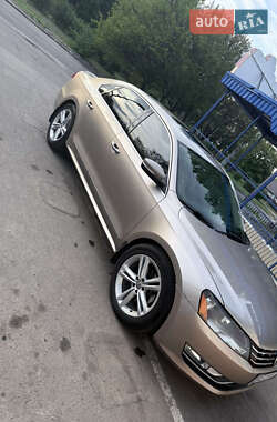 Седан Volkswagen Passat 2015 в 