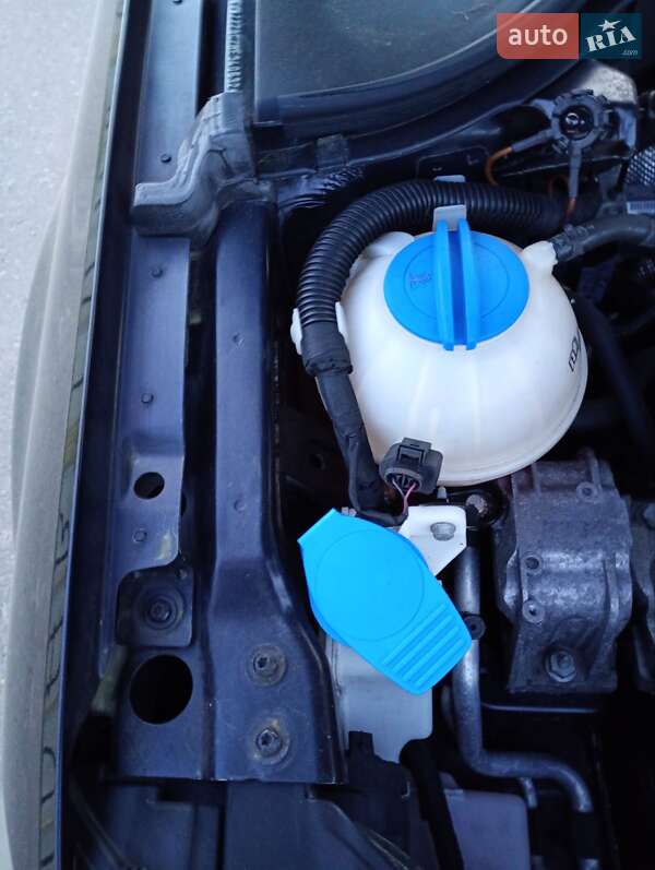 Универсал Volkswagen Passat 2011 в Калуше фото 39 Универсал Volkswagen Passat 2011 в Калуше