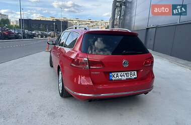 Універсал Volkswagen Passat 2011 в 