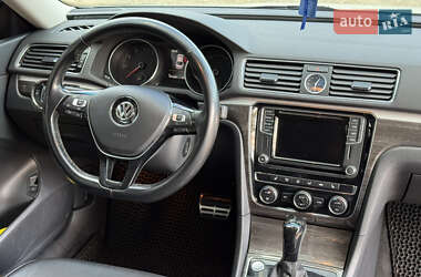 Седан Volkswagen Passat 2016 в 