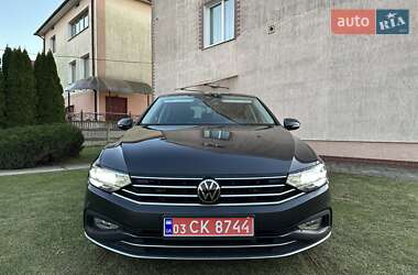 Седан Volkswagen Passat 2021 в 