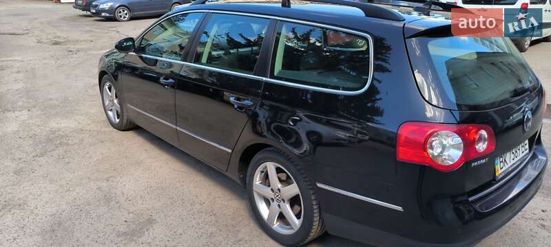 Универсал Volkswagen Passat 2008 в Ровно
