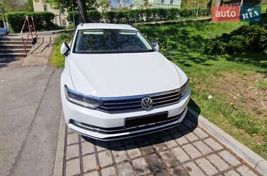 Універсал Volkswagen Passat 2016 в 