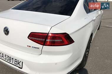 Седан Volkswagen Passat 2016 в 
