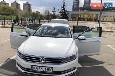 Седан Volkswagen Passat 2016 в 