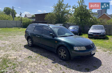 Універсал Volkswagen Passat 1997 в Києві