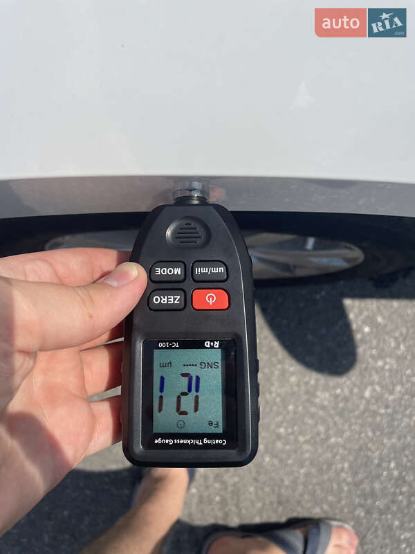 Седан Volkswagen Passat 2016 в Ужгороде