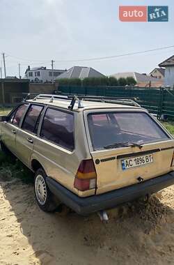 Універсал Volkswagen Passat 1985 в Луцьку