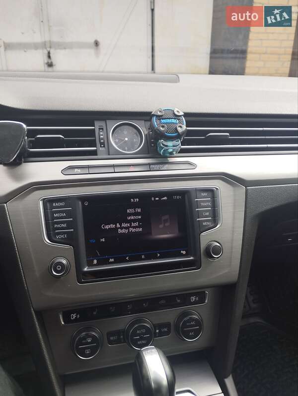 Универсал Volkswagen Passat 2016 в Батурине