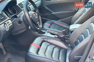 Седан Volkswagen Passat 2016 в 