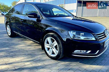 Седан Volkswagen Passat 2011 в Кривому Розі