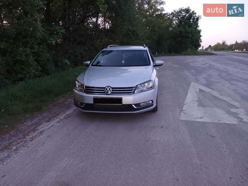 Volkswagen Passat 2011