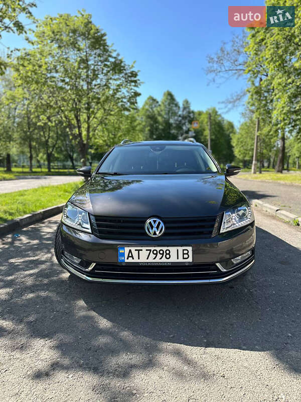 Универсал Volkswagen Passat 2011 в Калуше