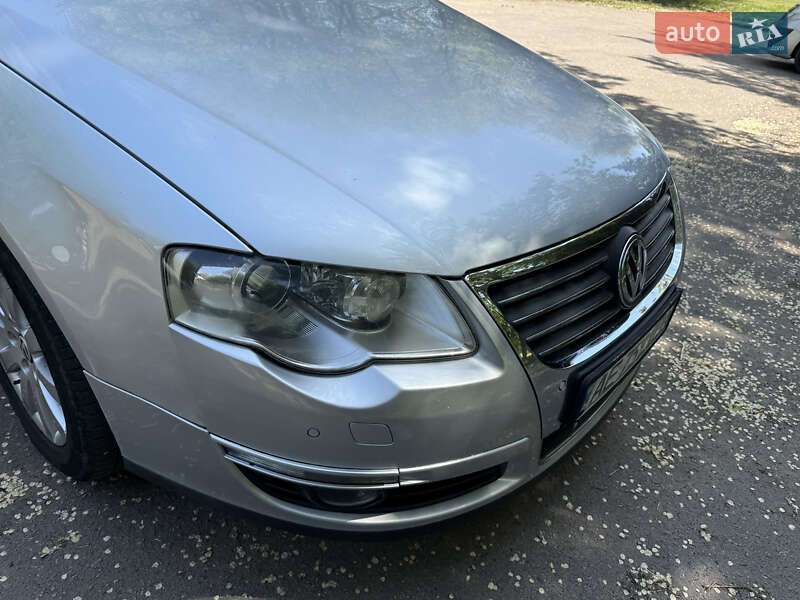 Седан Volkswagen Passat 2010 в Каменском