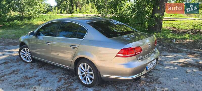 Седан Volkswagen Passat 2014 в Кременчуці